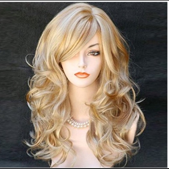 Long Blonde Wig w/Highlights and Curly Body Wave. - Picture 2 of 3